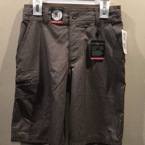 NWT zero exposure cargo shorts boys size 8